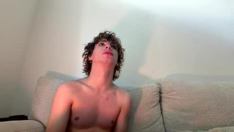 gaiboywill online show from May 2026 04:25:02 PM