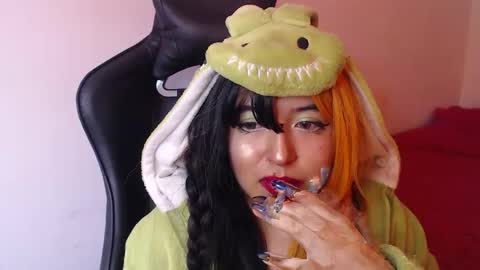 Kate 3 online show from October 2025 08:55:02 PM