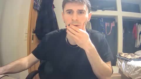 Snapshot of galadrie chatting on January 2026 03:36:02 PM Lorenzo online show from January 2026 03:36:02 PM