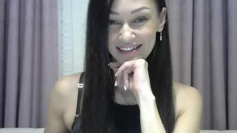 Snapshot of galaxy_33 chatting on September 2025 09:45:02 AM galaxy_33 online show from September 2025 09:45:02 AM