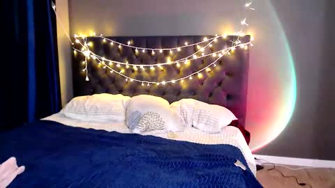 My name Lou 3 online show from December 2025 02:56:02 PM