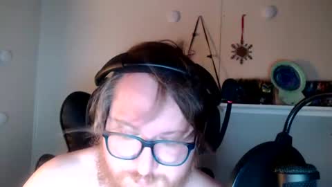 Snapshot of gamer_dong_water chatting on June 2026 03:41:02 AM Gamer Dad online show from June 2026 03:41:02 AM