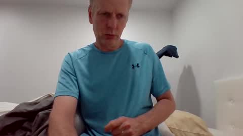 gamerboy200 online show from October 2025 01:46:02 AM