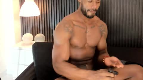 Alejo  online show from January 2026 07:50:02 PM