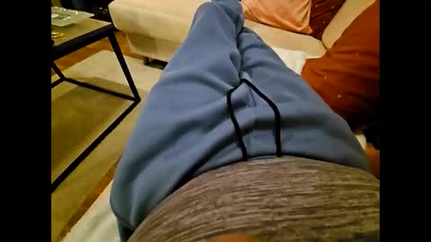 garbis11 online show from December 2024 04:52:01 PM