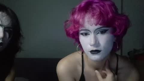 Snapshot of gasby_8 chatting on April 2026 01:39:01 AM gasby online show from April 2026 01:39:01 AM