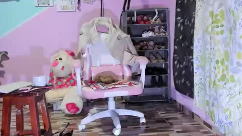 Diana online show from February 2026 11:42:02 AM