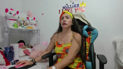 Snapshot of gatitasexy_hot_wet4u chatting on December 2024 10:53:02 PM Mfe online show from December 2024 10:53:02 PM