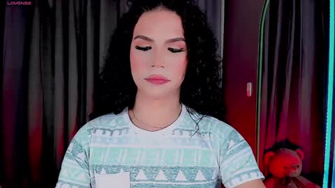 Snapshot of gatitavenecis1 chatting on December 2024 07:28:02 AM Vnecis Marn online show from December 2024 07:28:02 AM