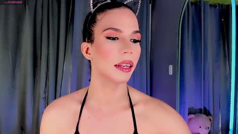 Snapshot of gatitavenecis1 chatting on January 2025 02:35:01 PM Vnecis Marn online show from January 2025 02:35:01 PM