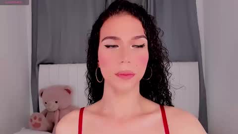 Snapshot of gatitavenecis1 chatting on September 2025 01:24:02 PM Vnecis Marn online show from September 2025 01:24:02 PM