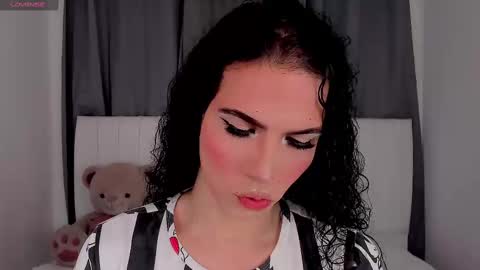 Snapshot of gatitavenecis1 chatting on September 2025 01:23:02 PM Vnecis Marn online show from September 2025 01:23:02 PM