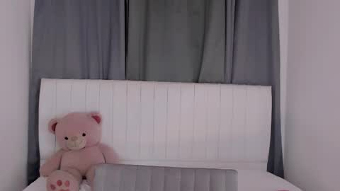 Snapshot of gatitavenecis1 chatting on October 2025 11:56:02 PM Vnecis Marn online show from October 2025 11:56:02 PM