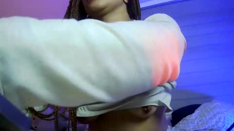 Snapshot of gatubelahotxxx chatting on July 2026 04:58:02 AM gatubelahotxxx online show from July 2026 04:58:02 AM