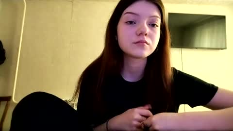 Helga online show from March 2026 06:27:02 AM