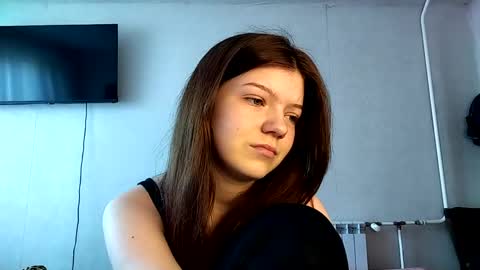 Helga online show from April 2026 02:54:02 PM