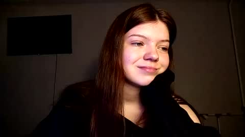 Helga online show from April 2026 07:07:02 PM