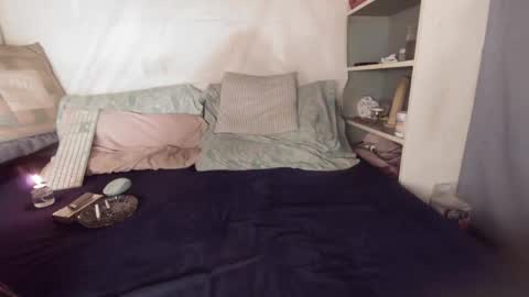 gayrobbin online show from October 2025 09:51:02 AM