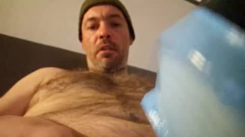 Snapshot of gazg1984 chatting on May 2026 01:14:02 AM gazg1984 online show from May 2026 01:14:02 AM