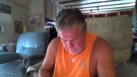 itsacrook22 online show from June 2026 03:32:01 PM