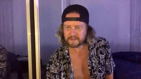 gcsurfer81 online show from November 2025 09:45:01 AM