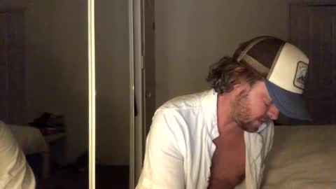 Snapshot of gcsurfer81 chatting on June 2026 07:44:01 AM gcsurfer81 online show from June 2026 07:44:01 AM