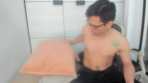 Gean Mclovin online show from April 2026 10:34:02 PM