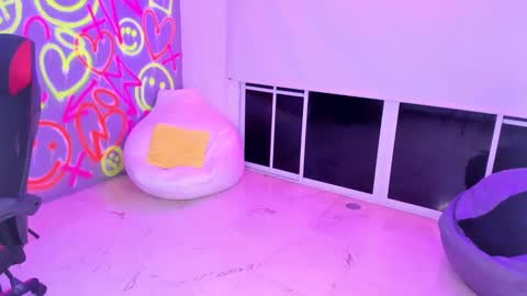 Snapshot of geanna_rose chatting on January 2025 09:34:02 AM geanna_rose online show from January 2025 09:34:02 AM