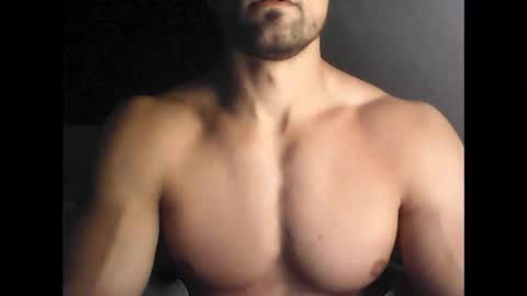 Gecko946915 online show from April 2026 06:45:01 PM