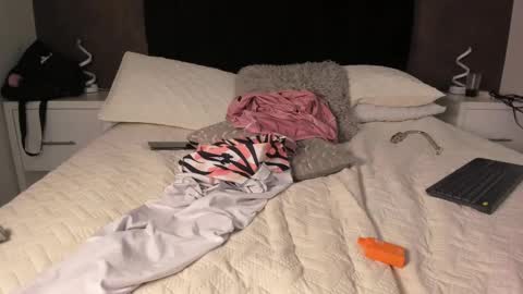 Snapshot of gemarodriguez_ chatting on February 2025 05:09:02 AM Gemma online show from February 2025 05:09:02 AM