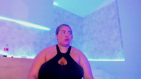 geminis muentes online show from February 2025 03:08:02 AM