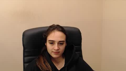 Gemma online show from December 2024 06:43:01 AM