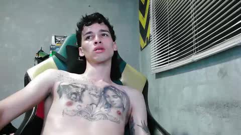 Snapshot of gendo_05 chatting on October 2025 11:24:02 PM GENDO online show from October 2025 11:24:02 PM