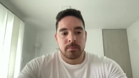 genesis_wb online show from February 2025 10:32:01 PM