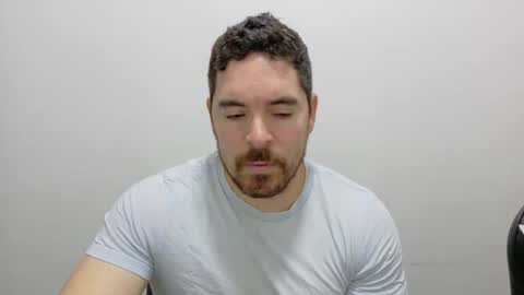 genesis_wb online show from November 2025 10:26:01 PM