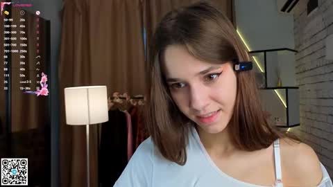 Snapshot of geniafrend chatting on September 2025 04:25:01 AM Amely online show from September 2025 04:25:01 AM