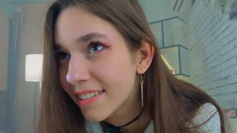 Amely  online show from October 2025 04:20:01 AM