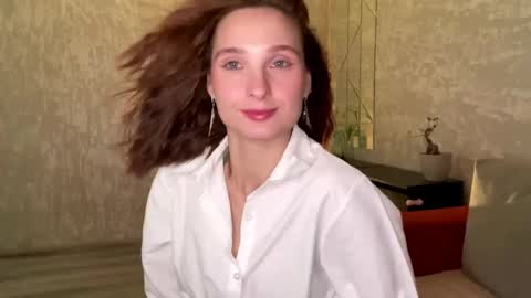 Riana online show from June 2026 01:28:02 PM