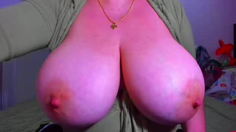 Snapshot of genifersweet chatting on December 2024 11:56:02 AM genifersweet online show from December 2024 11:56:02 AM