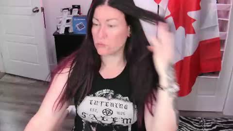 Genny Rock   and  online show from July 2026 01:08:02 PM