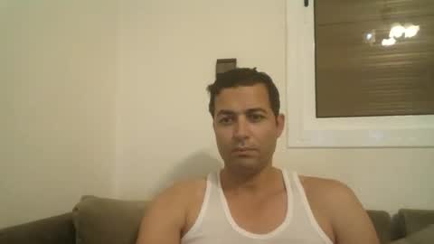 Snapshot of genteldevil chatting on February 2025 09:16:02 PM genteldevil online show from February 2025 09:16:02 PM