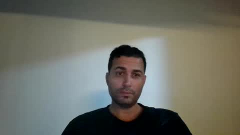 Snapshot of genteldevil chatting on October 2025 11:36:01 PM genteldevil online show from October 2025 11:36:01 PM