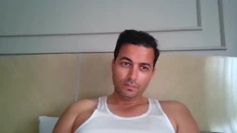 Snapshot of genteldevil chatting on October 2025 07:54:02 AM genteldevil online show from October 2025 07:54:02 AM