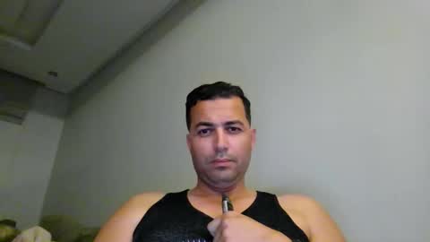 Snapshot of genteldevil chatting on November 2025 05:58:02 PM genteldevil online show from November 2025 05:58:02 PM