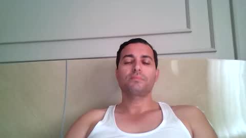 genteldevil online show from December 2025 11:16:02 AM