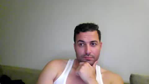 genteldevil online show from April 2026 12:15:01 AM