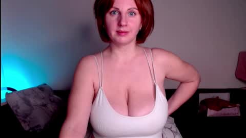 Chrisa online show from January 2025 08:18:02 AM