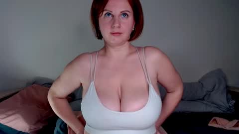 Chrisa online show from March 2025 02:34:02 PM