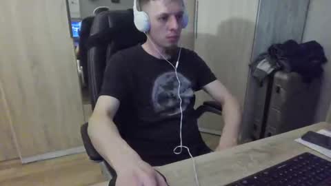Gentlaman online show from March 2025 07:37:02 PM