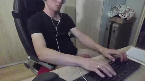 Gentlaman online show from October 2025 04:27:01 PM
